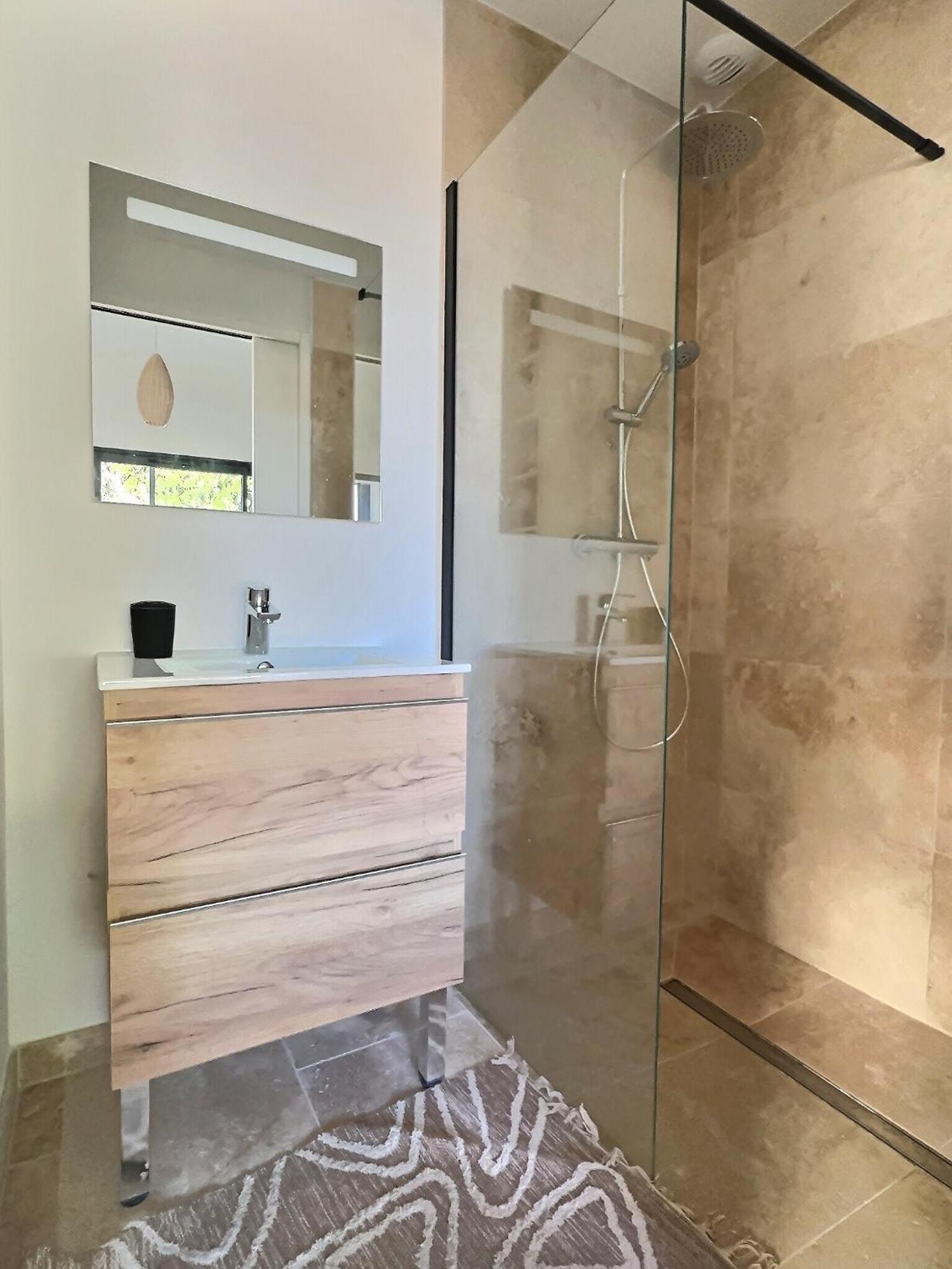 Sous Le « Figuier » Villa Cornillon-Confoux Ngoại thất bức ảnh