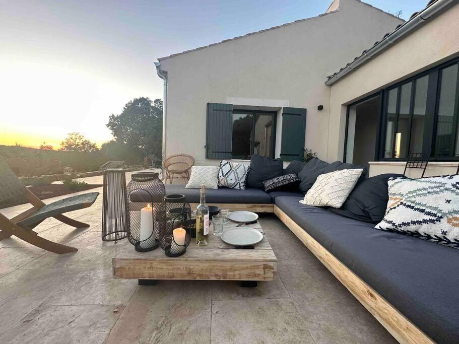 Sous Le « Figuier » Villa Cornillon-Confoux Ngoại thất bức ảnh