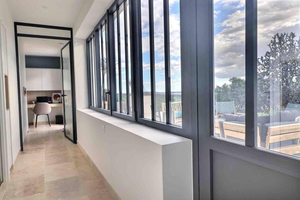 Sous Le « Figuier » Villa Cornillon-Confoux Ngoại thất bức ảnh
